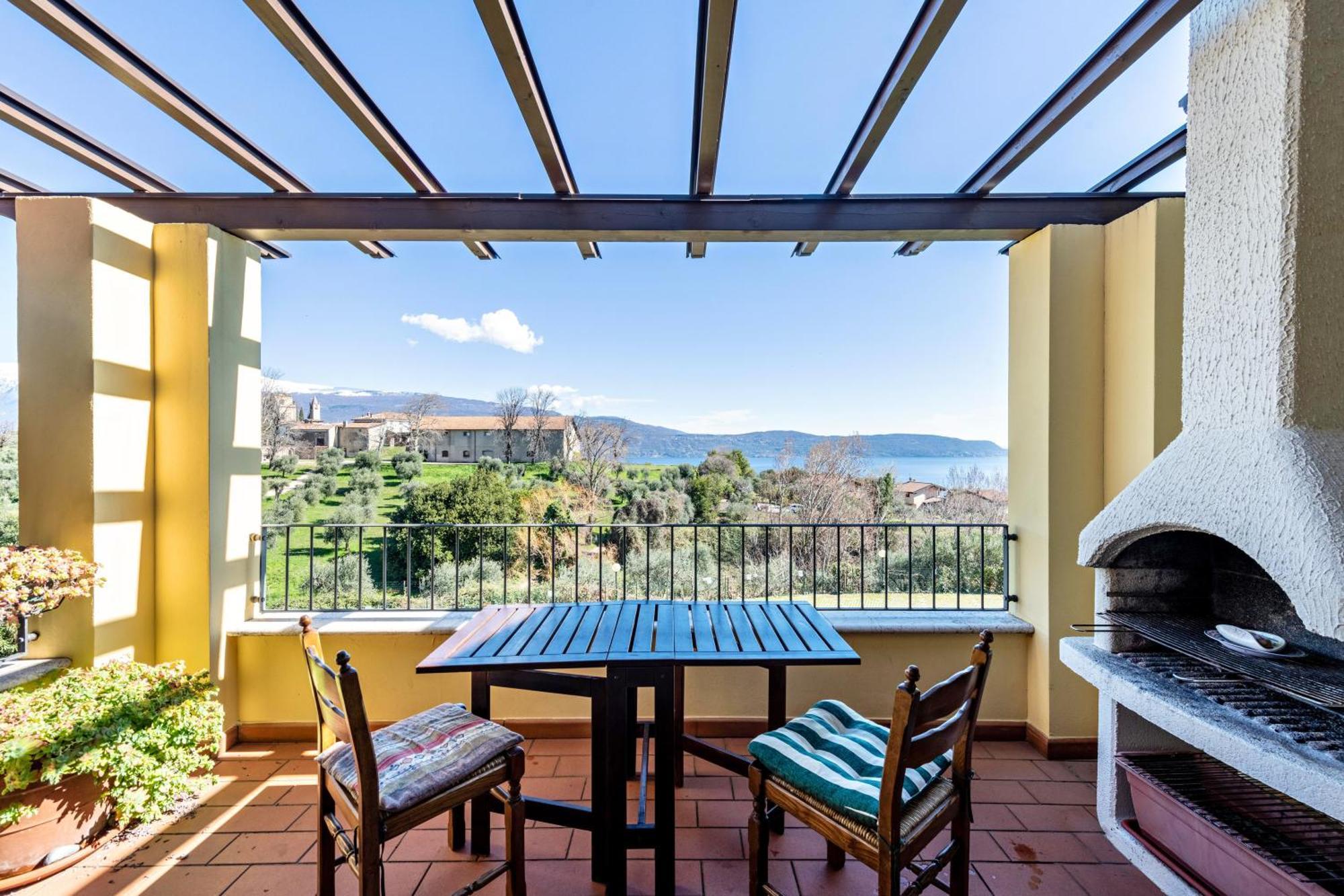 Casa Vacanze Gianpietro Rossi Toscolano Maderno Bagian luar foto